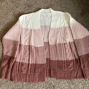 2/$15❤️ Maurice cardigan NWOT